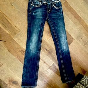 Miss me size 28 jeans.